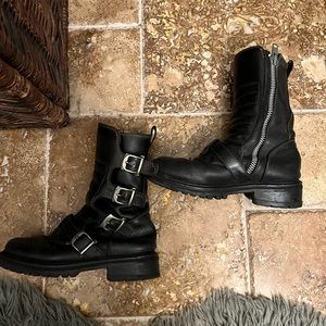 Gbx leather boots size 9 black boots. Made in mexico